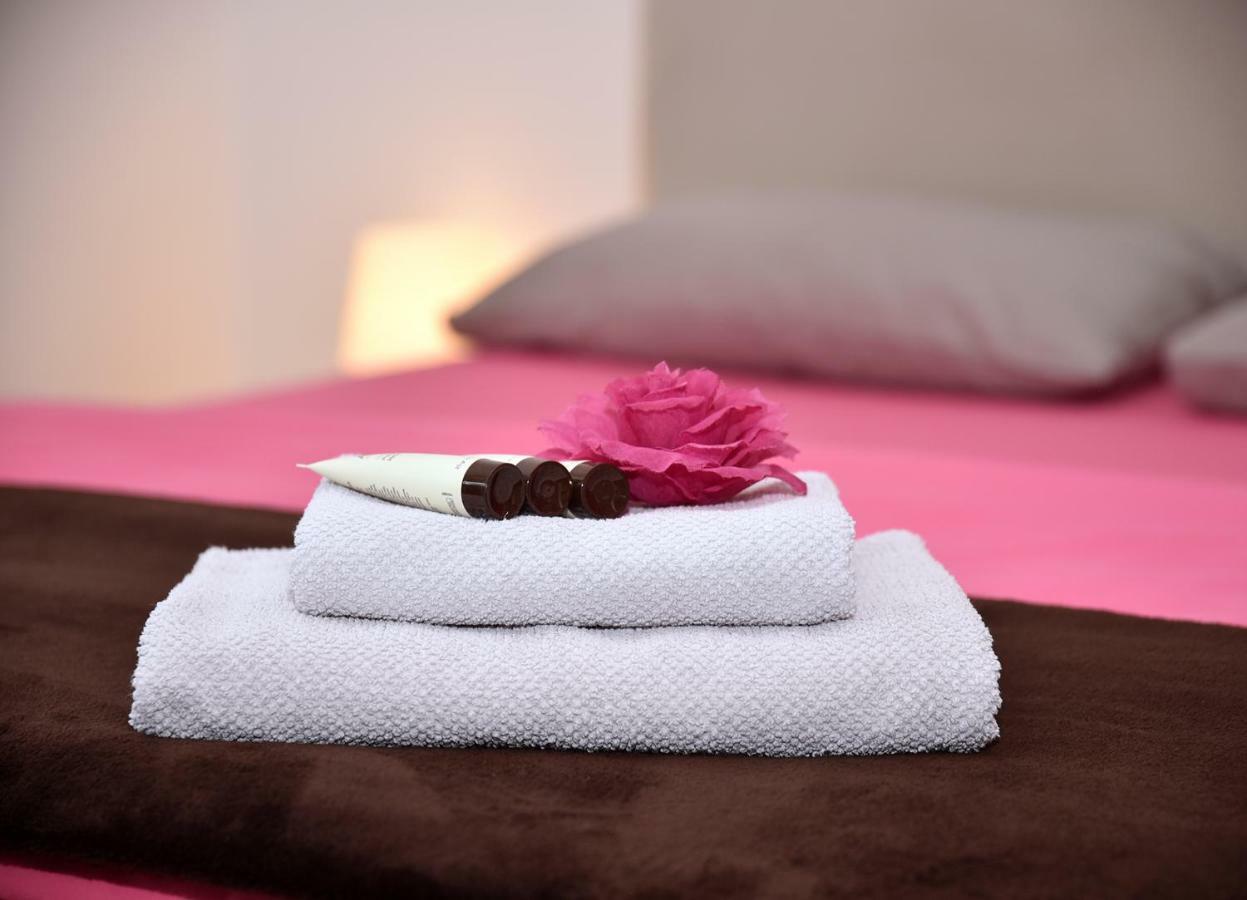 Studio Apartman D Apartman Sesvete Kültér fotó