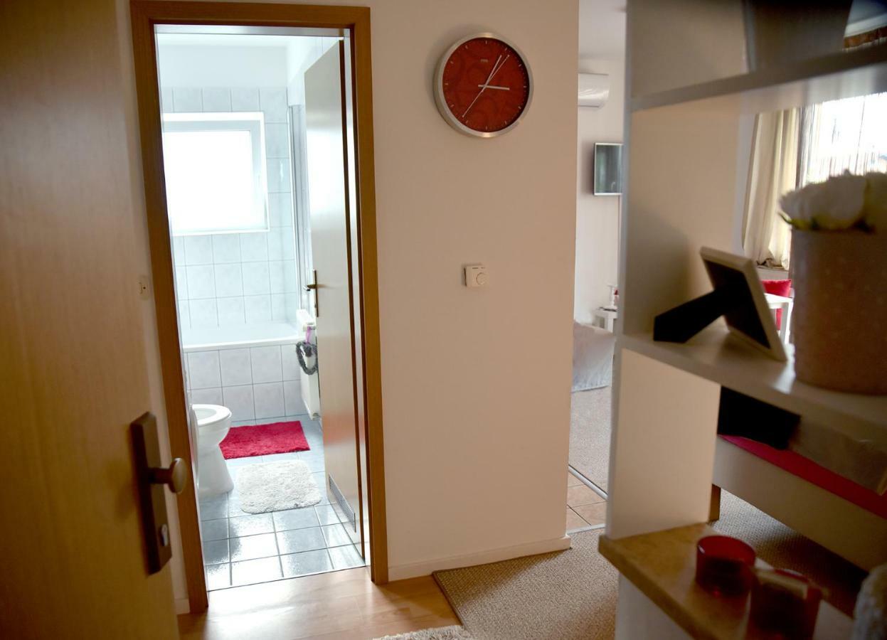 Studio Apartman D Apartman Sesvete Kültér fotó