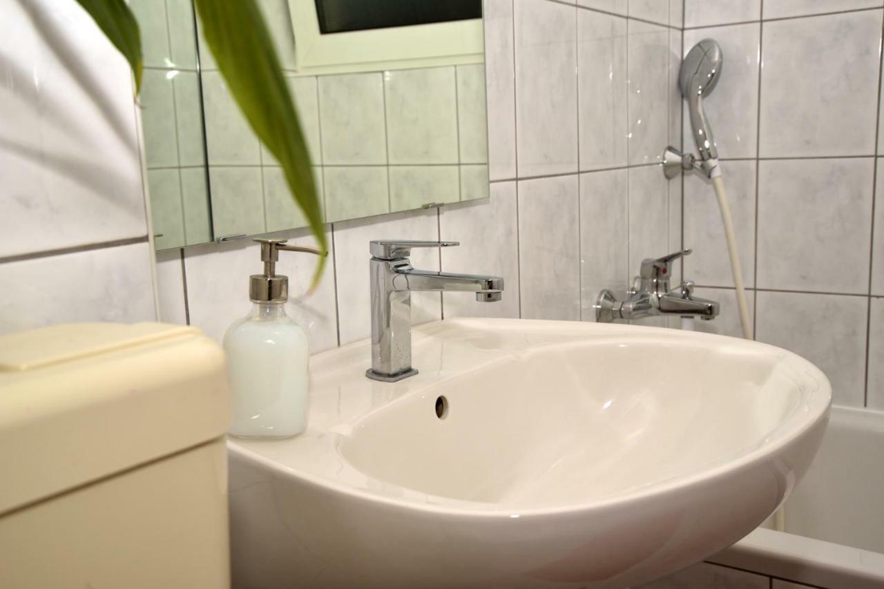 Studio Apartman D Apartman Sesvete Kültér fotó